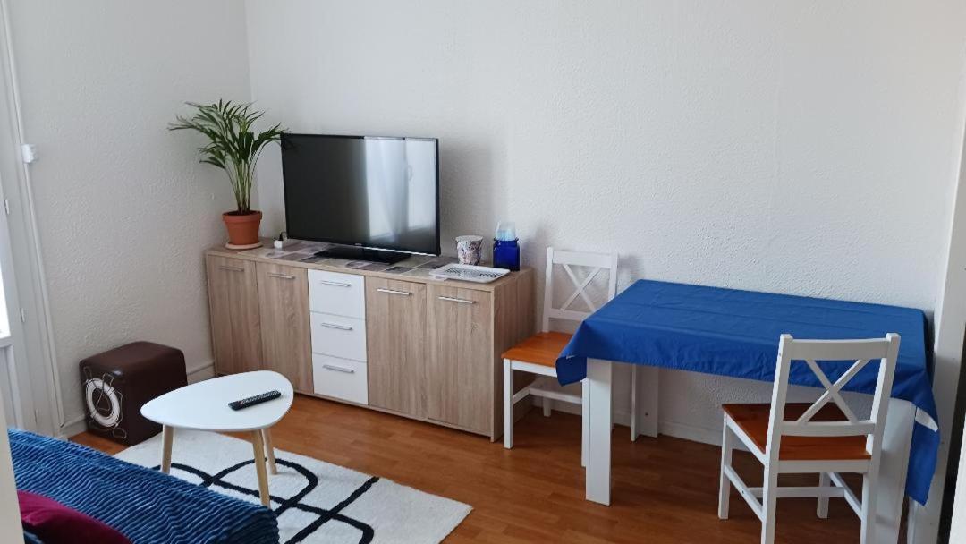 Appartement T2 Meuble Confort, Parking, Balcon,Pres Parc Des Expositions, Stades Perpignan Zewnętrze zdjęcie